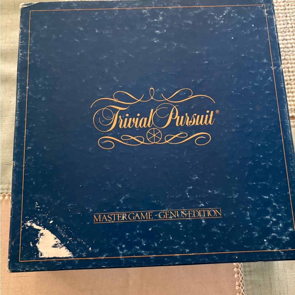 Trivial Pursuit Board Game - Genus Edition